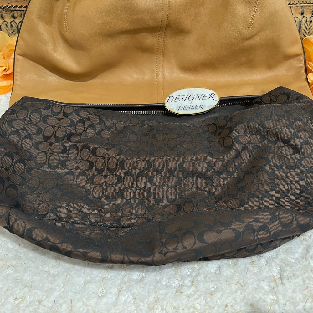 Authentic COACH Ergo 2 Tone Leather Hobo Caramel Tan And Brown 9294 GUC! - Picture 10 of 12